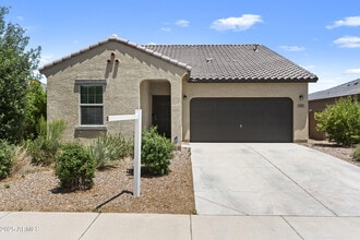 390 S Verdad Ln in Casa Grande, AZ - Building Photo - Building Photo
