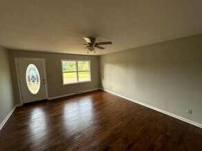 100 Hampton St-Unit -102 in Martin, TN - Building Photo - Building Photo