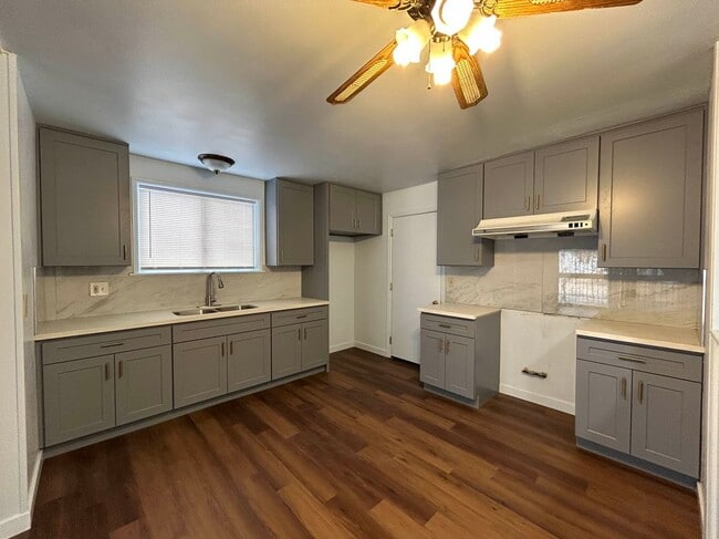 18233 Villa Park St in La Puente, CA - Building Photo - Building Photo