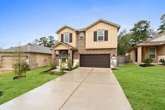 7051 Silverleaf Oak St in Conroe, TX - Building Photo - Building Photo