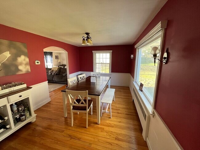 23 Spring St in Lexington, MA - Building Photo - Building Photo
