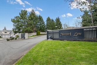 4802 Nassau Ave NE in Tacoma, WA - Building Photo - Building Photo