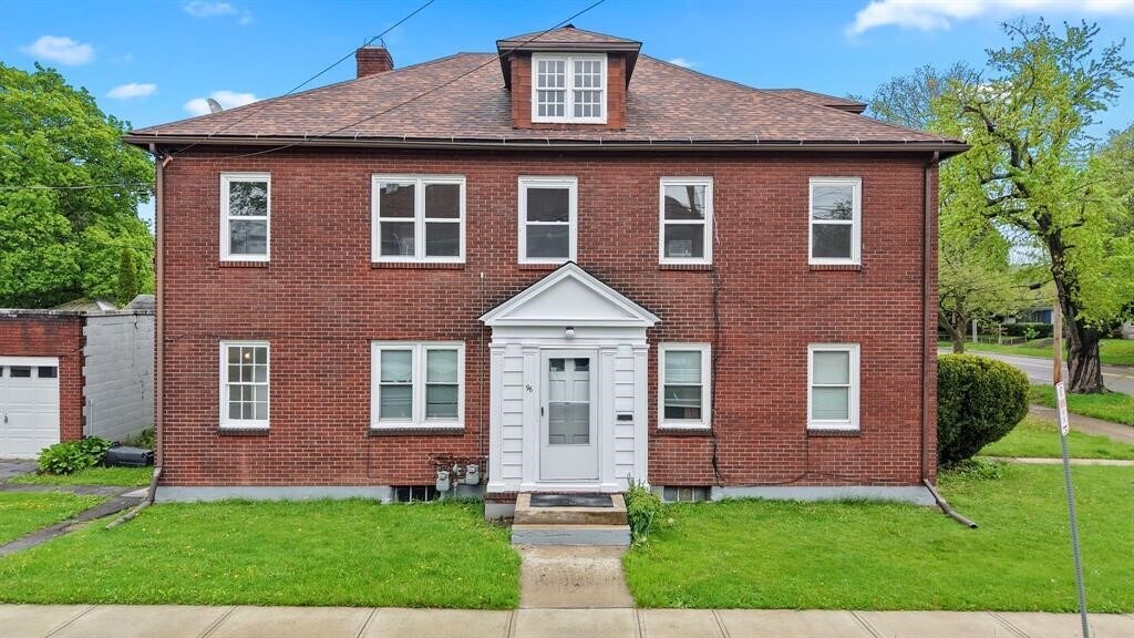 106 Grand Blvd in Binghamton, NY - Building Photo
