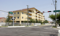 500 SW 19th Ave in Miami, FL - Building Photo - Building Photo