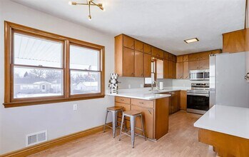 3332 N 206th St in Omaha, NE - Building Photo - Building Photo
