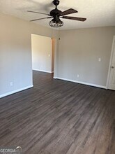 351 Meadow Trace Dr in Auburn, GA - Building Photo - Building Photo