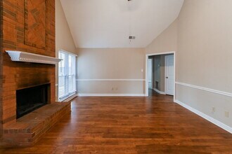 4430 Highgrove Dr in Memphis, TN - Building Photo - Building Photo