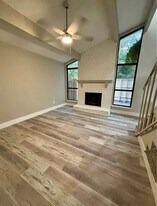 5614 Harvest Hill Rd in Dallas, TX - Building Photo