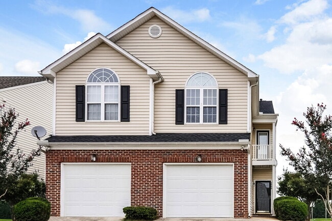 property at 2000 Persimmon Ridge Dr