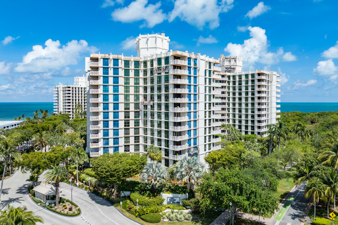 Towers of Key Biscayne in Key Biscayne, FL - Building Photo