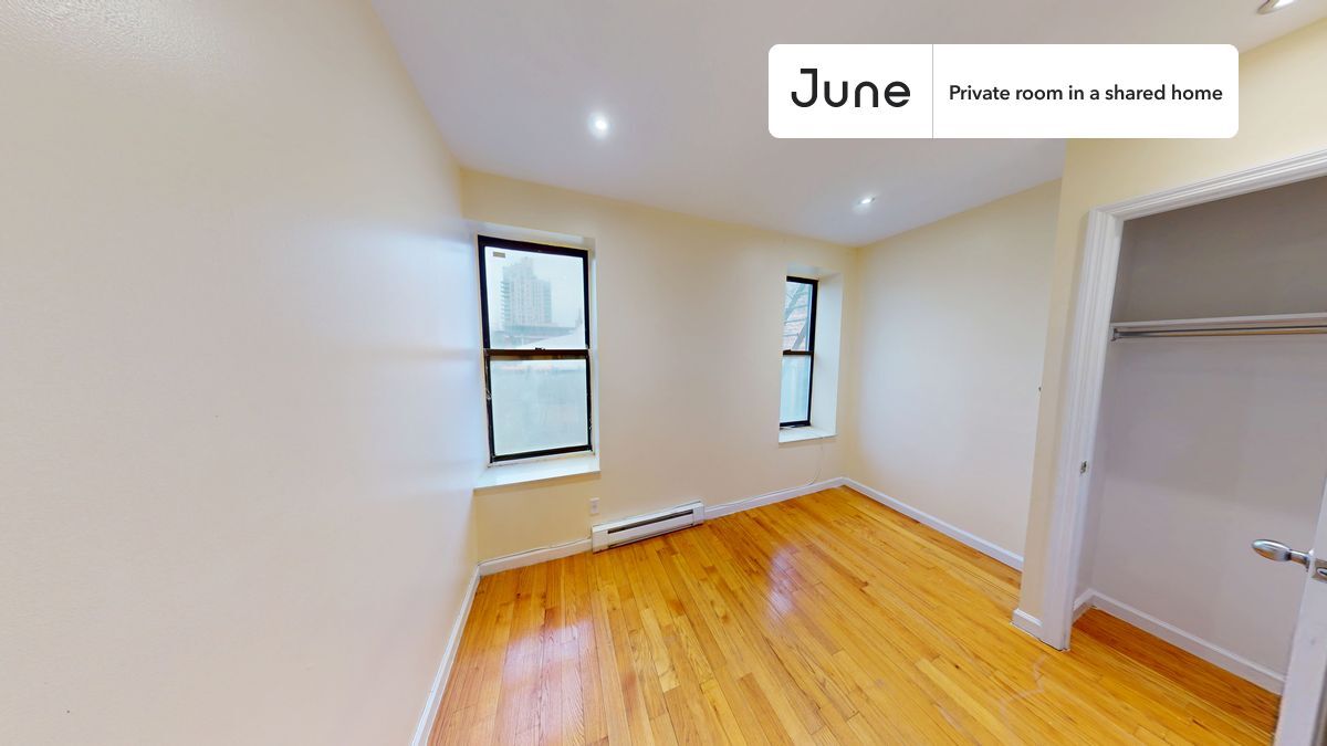 Private bedroom in 4 bed/1 bath Home in New York, NY - Building Photo