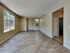16121 Filbert St in Los Angeles, CA - Building Photo - Building Photo