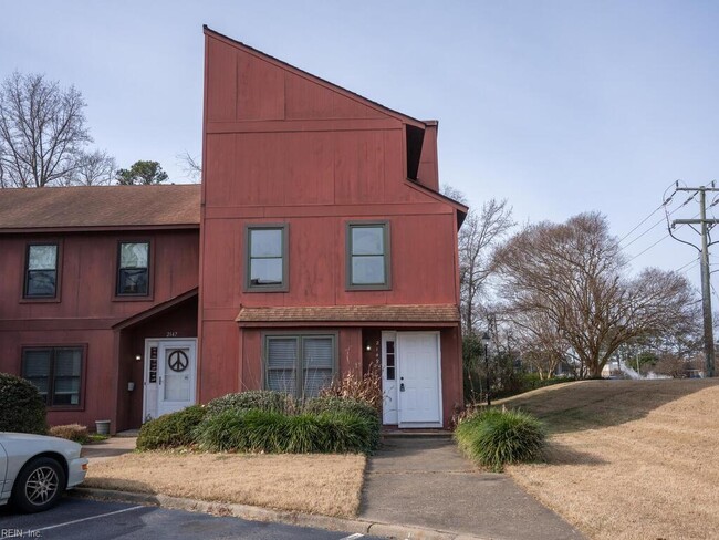 2149 Pier Point Pl in Virginia Beach, VA - Building Photo - Building Photo