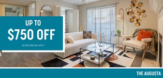 The Augusta Apartments in Oklahoma City, OK - Building Photo