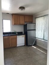 1219 Savona Pl in Pomona, CA - Foto de edificio - Building Photo