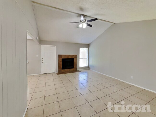 20203 Fox Haven Ln in Humble, TX - Foto de edificio - Building Photo
