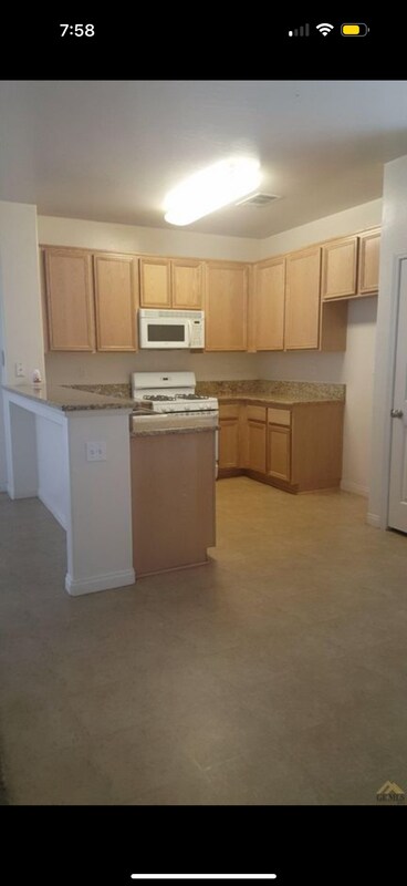 3514 Rio Grande Ln in Bakersfield, CA - Building Photo - Building Photo