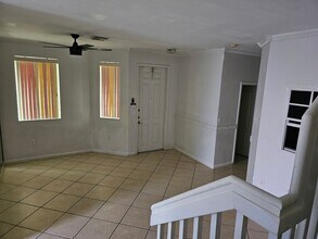 21417 NW 14th Ct in Miami Gardens, FL - Building Photo - Building Photo