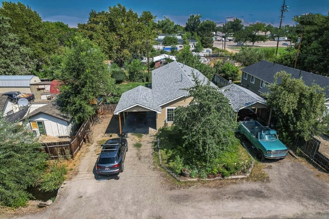 property at 210 E 12th St
