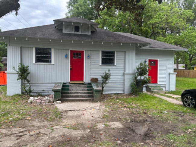 property at 2603 Jackson Ave