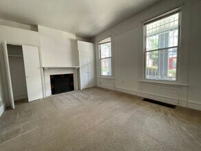 212 Coltart Ave, Unit 1 in Pittsburgh, PA - Building Photo - Building Photo