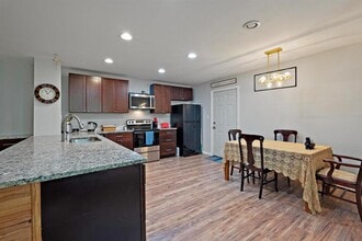 119 N Kanaio Dr in Bastrop, TX - Building Photo - Building Photo