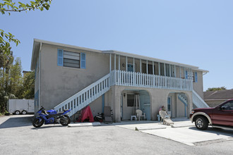 2121 Gordon Ave in Jacksonville Beach, FL - Building Photo - Building Photo