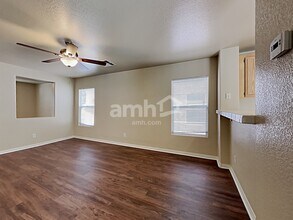 8991 Ornate Glade Ave in Las Vegas, NV - Building Photo - Building Photo