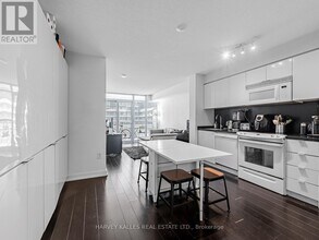 10 Capreol Ct in Toronto, ON - Building Photo - Building Photo