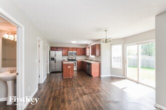 7068 N Stubbington Ln in McCordsville, IN - Foto de edificio - Building Photo