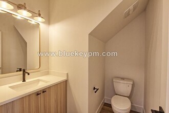 3356 N Russet St in Portland, OR - Building Photo - Building Photo