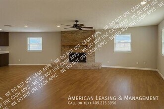 13430 Moss Hill Dr in Beaumont, TX - Building Photo - Building Photo