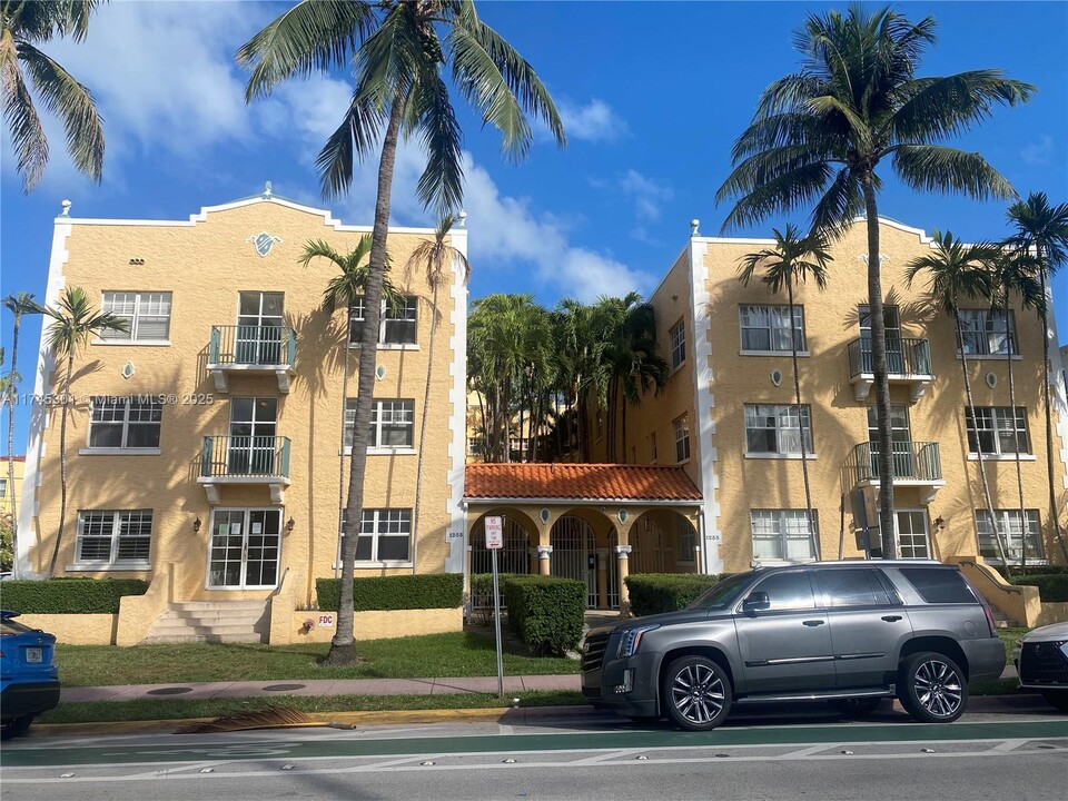 1255 Pennsylvania Ave in Miami Beach, FL - Building Photo