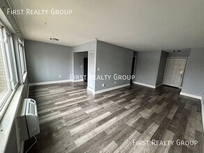 5600 N Main St in Dayton, OH - Building Photo - Building Photo