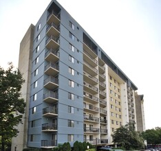 Lakeside Plaza Condominium in Falls Church, VA - Building Photo - Primary Photo