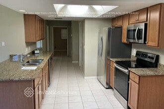 366 Bamboo Dr in Port Charlotte, FL - Foto de edificio - Building Photo
