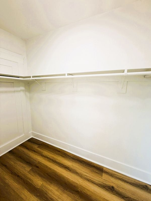 1173 E Broadway in Long Beach, CA - Foto de edificio - Building Photo