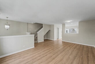 534 Richard Brown Blvd in Volo, IL - Building Photo - Building Photo