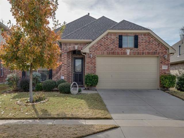 2108 Jonathan Creek Dr in Little Elm, TX - Building Photo