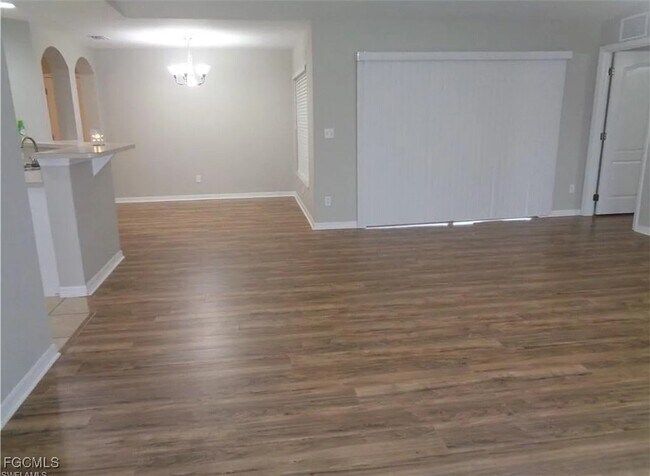 3204 31st St W in Lehigh Acres, FL - Building Photo - Building Photo
