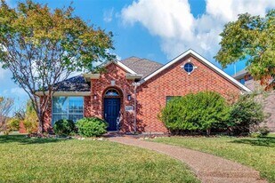 13107 Roadster Dr in Frisco, TX - Building Photo