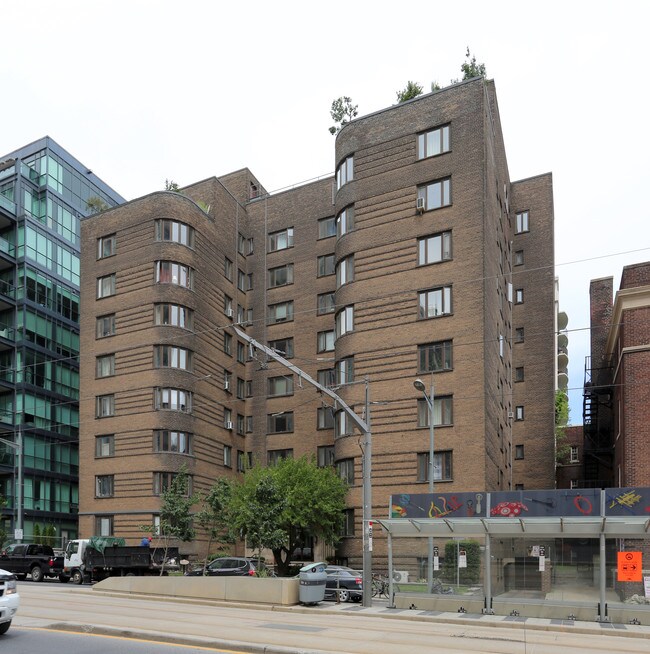 Park Lane Apartments in Toronto, ON - Building Photo - Building Photo