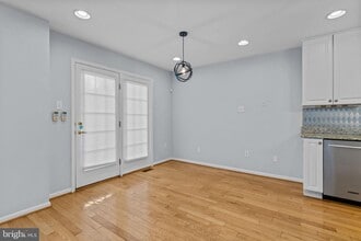 61 Sunrise Ct in Feasterville-Trevose, PA - Building Photo - Building Photo