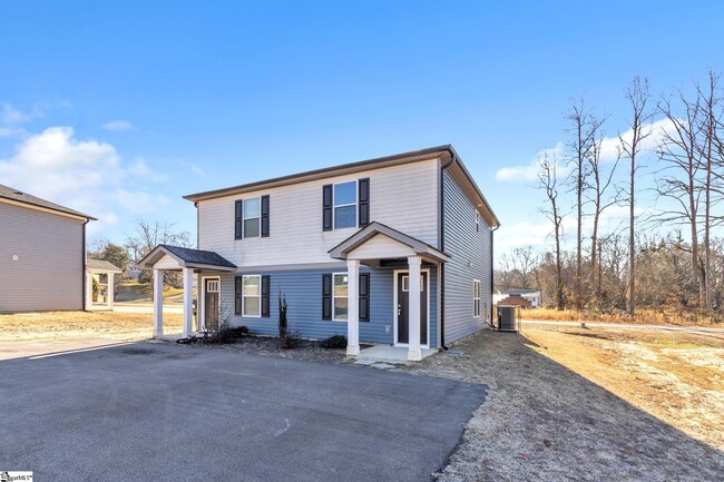 107 Old Liberty Rd in Easley, SC - Building Photo - Building Photo