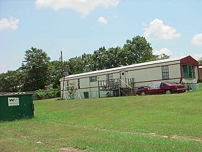 Mobile Home Park in Webb, AL - Building Photo