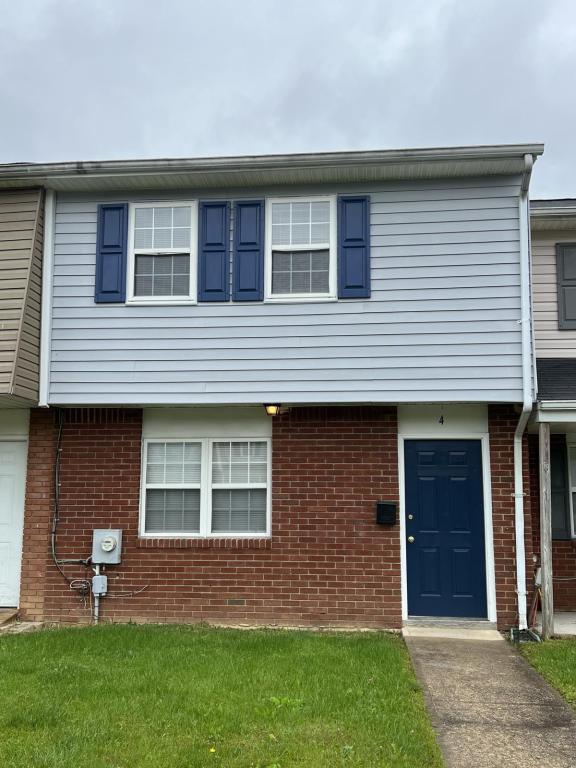 4 Maple Ct Rentals in Elkton, MD
