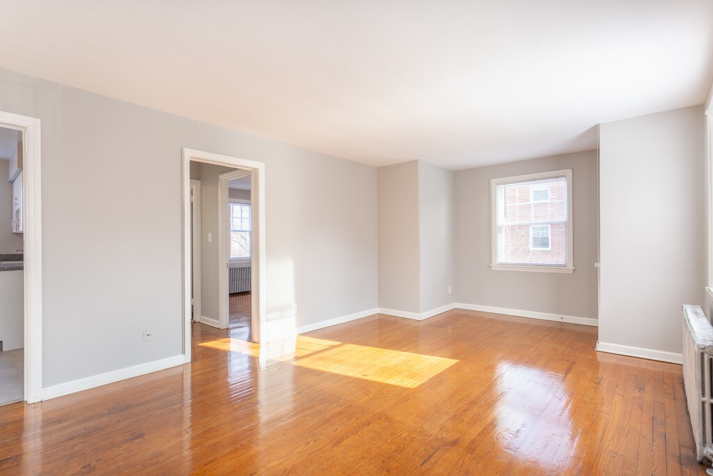 Elbur Avenue Lakewood, OH Apartments