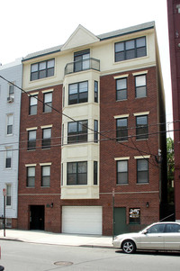 416 Grand St in Hoboken, NJ - Foto de edificio - Building Photo