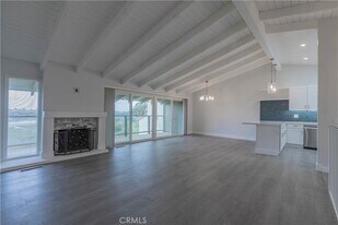 633 Vista Bonita, Unit 905 in Newport Beach, CA - Building Photo