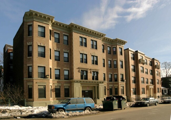 Blue Hill Housing in Boston, MA - Foto de edificio - Building Photo